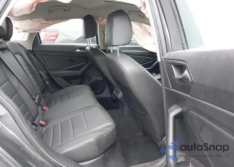 2021 Volkswagen Jetta 1.4T Sel from USA, damaged, VIN 3VWE57BU5MM024536